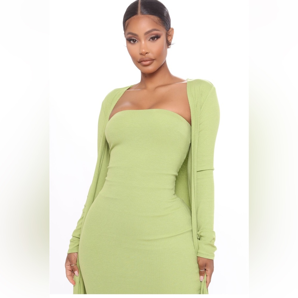 Ribbed Green Maxi Dress Set - Picture 3 of 4